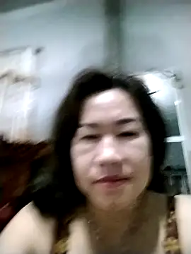 Snapshot of Tyty_xx chatting on 10-01-25, 12:22 Tyty xx online show from 10-01-25, 12:22