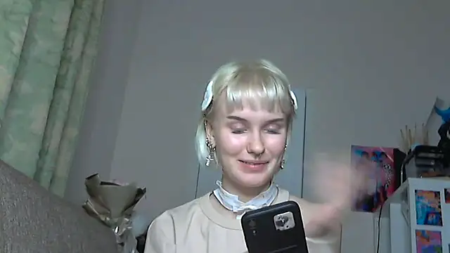 Paradoxy  online show from 12-15-25, 08:13