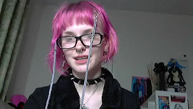 Paradoxy  online show from 03-24-26, 08:14