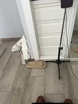 Naomi24herr online show from 02-14-26, 04:04