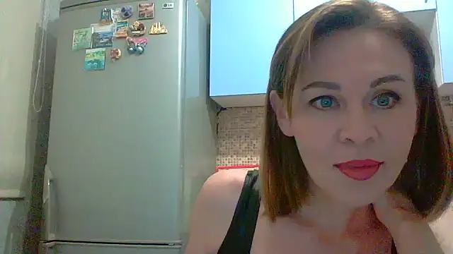 Snapshot of Olyverin chatting on 11-01-25, 12:56 Olyverin online show from 11-01-25, 12:56