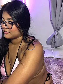 Snapshot of AnaBrowmn chatting on 06-18-26, 11:42 AnaBrowmn online show from 06-18-26, 11:42
