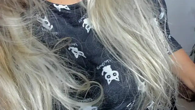 Carlota flow online show from 10-08-25, 08:01