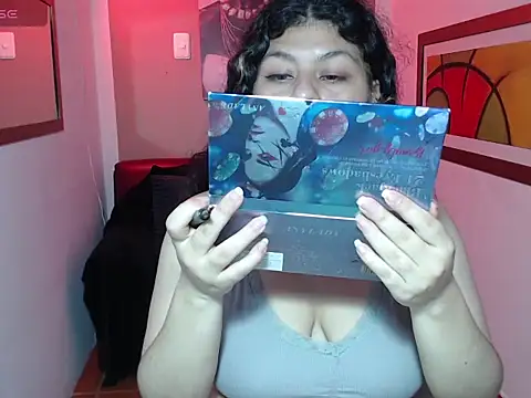 Snapshot of Fantassy_Loverss chatting on 11-08-25, 03:23 Fantassy Loverss online show from 11-08-25, 03:23