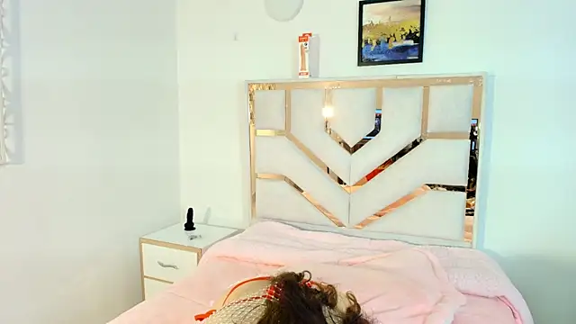 MarcelaNast online show from 11-29-25, 04:37