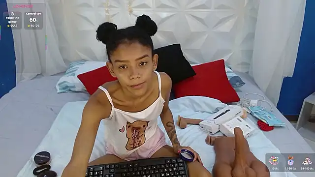 adisson petite1 online show from 02-01-26, 05:22