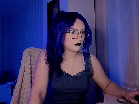 Snapshot of violet-siren-x chatting on 03-19-26, 10:52 violet-siren-x online show from 03-19-26, 10:52