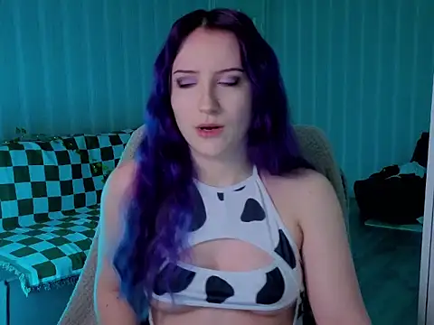 Snapshot of violet-siren-x chatting on 05-29-26, 08:01 violet-siren-x online show from 05-29-26, 08:01