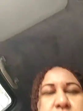 MEYBELLATINA online show from 10-17-25, 10:12