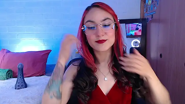 Snapshot of Amy66 chatting on 05-20-26, 06:36 Amy66 online show from 05-20-26, 06:36
