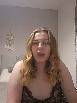 Snapshot of Brutal_brunettexx chatting on 09-25-25, 02:37 Brutal brunettexx online show from 09-25-25, 02:37