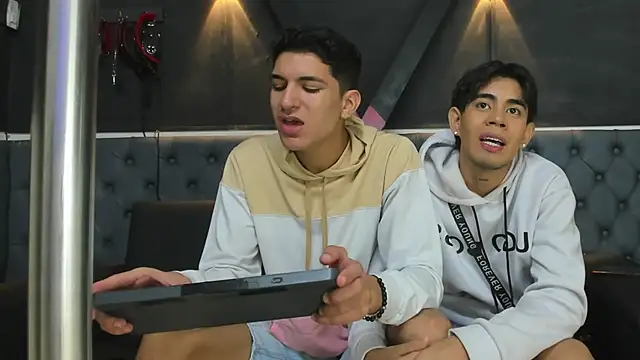 Stiben boy online show from 11-08-25, 04:23