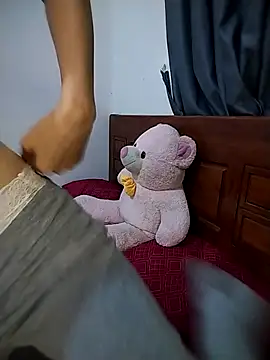 Quynhbabysexy online show from 02-12-26, 12:55