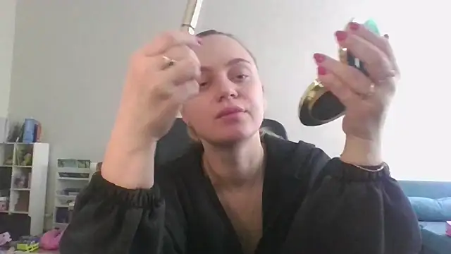 Cynoraye online show from 02-12-26, 10:21