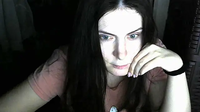 Snapshot of Jarivane chatting on 01-06-26, 08:45 Jarivane online show from 01-06-26, 08:45