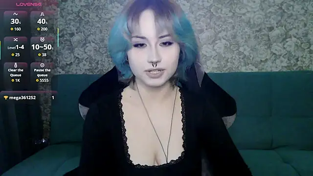 LeisaHopperstad online show from 04-20-26, 02:20