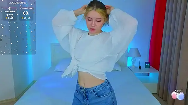  Amelia Shine  online show from 01-07-26, 02:36