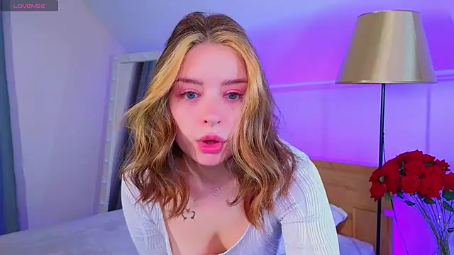  Amelia Shine  online show from 01-14-26, 02:06