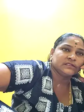 navyasree143 online show from 09-27-25, 02:38