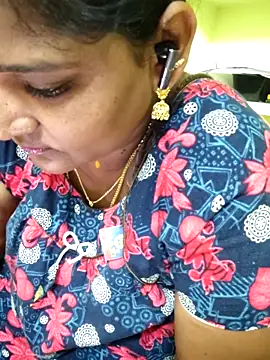 navyasree143 online show from 03-23-26, 02:43