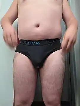 Snapshot of bear8t chatting on 05-14-26, 03:13 bear8t online show from 05-14-26, 03:13
