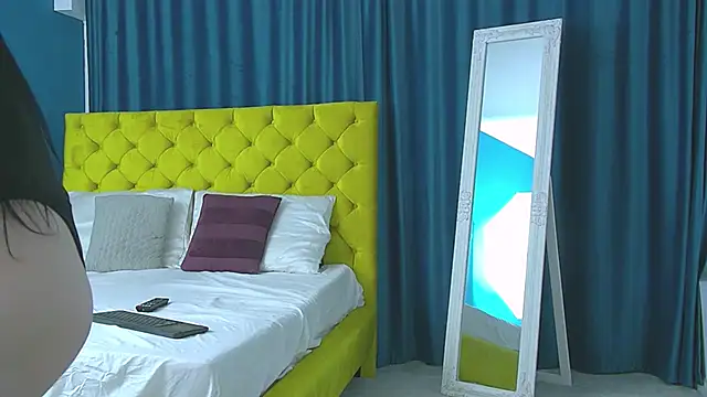 RubyHills online show from 11-08-25, 05:18