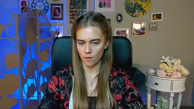 JuneWoods online show from 11-25-25, 05:18