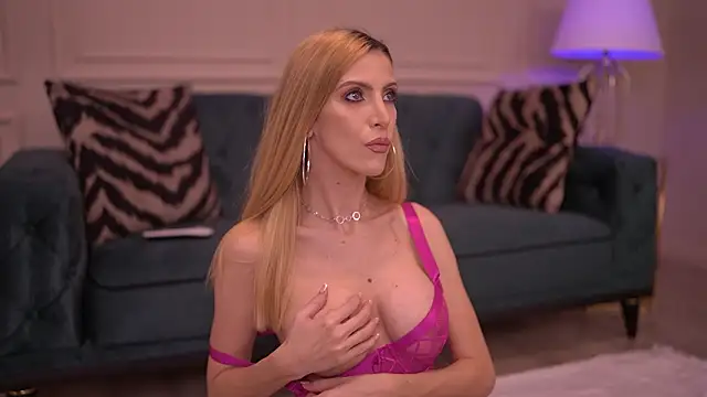 EllaBlake online show from 03-04-26, 05:24