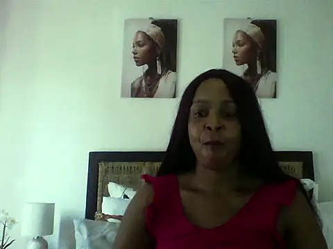 Snapshot of Blacksashaxx chatting on 10-19-25, 10:49 Blacksashaxx online show from 10-19-25, 10:49