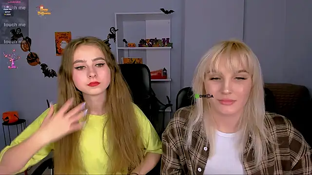 rebecca smile online show from 10-31-25, 09:38