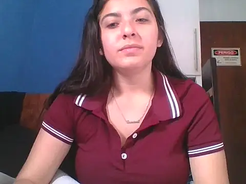 Snapshot of larj021bb chatting on 10-18-25, 04:08 larj021bb online show from 10-18-25, 04:08