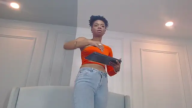 Snapshot of ChantalGarner chatting on 10-14-25, 02:51 ChantalGarner online show from 10-14-25, 02:51