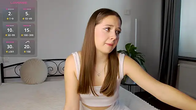 KariDollar online show from 11-24-25, 07:52