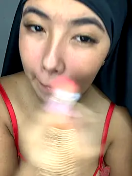 Snapshot of Samara__Amir chatting on 10-19-25, 12:17 Samara Amir online show from 10-19-25, 12:17