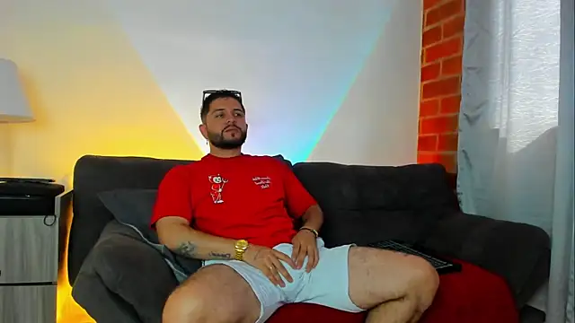 TomSloam online show from 10-18-25, 01:45