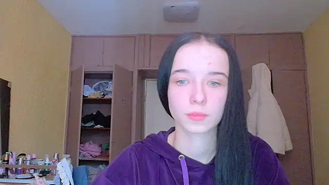 Emilia Light online show from 01-15-26, 08:08