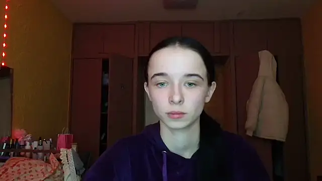 Emilia Light online show from 03-02-26, 08:21