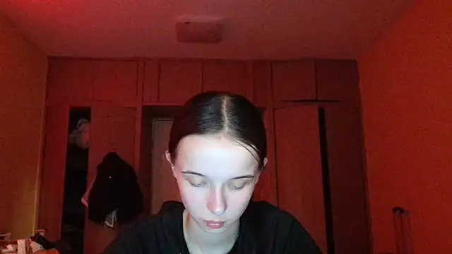Emilia Light online show from 06-10-26, 04:50