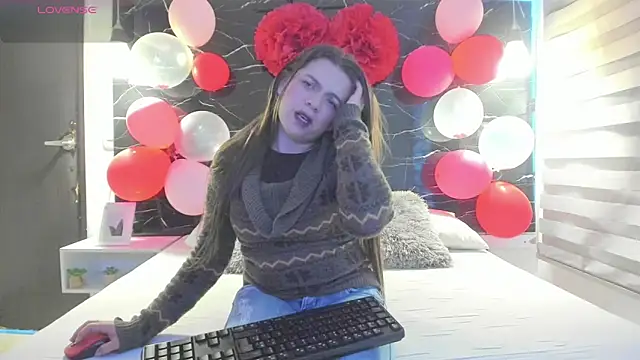 ZOE LE online show from 02-21-26, 11:44