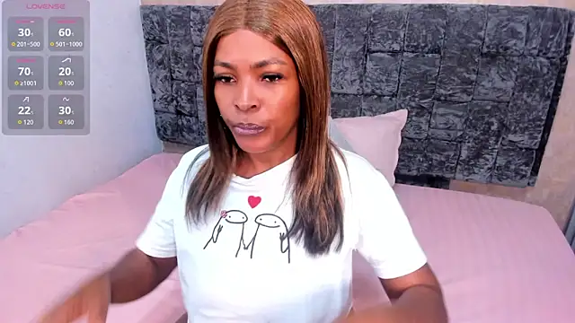 Layla lell online show from 10-14-25, 03:13