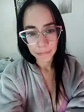 YaraDuartee online show from 11-29-25, 09:40