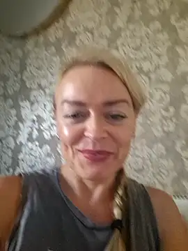 Snapshot of demidelightfulxx chatting on 09-30-25, 11:48 demidelightfulxx online show from 09-30-25, 11:48