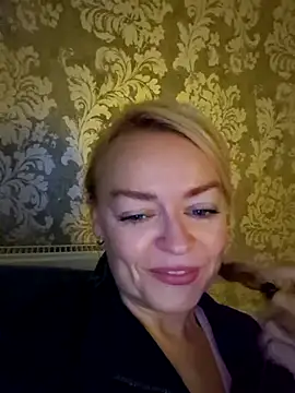 Snapshot of demidelightfulxx chatting on 10-16-25, 07:31 demidelightfulxx online show from 10-16-25, 07:31