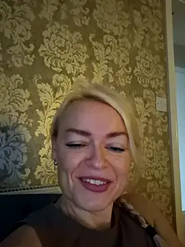 demidelightfulxx online show from 11-06-25, 08:15