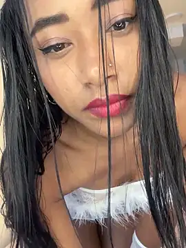 Snapshot of Soleyma_ chatting on 10-07-25, 03:09 Soleyma online show from 10-07-25, 03:09