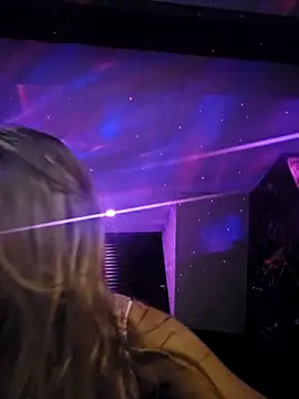 WhimsicalBirdette online show from 10-05-25, 06:50