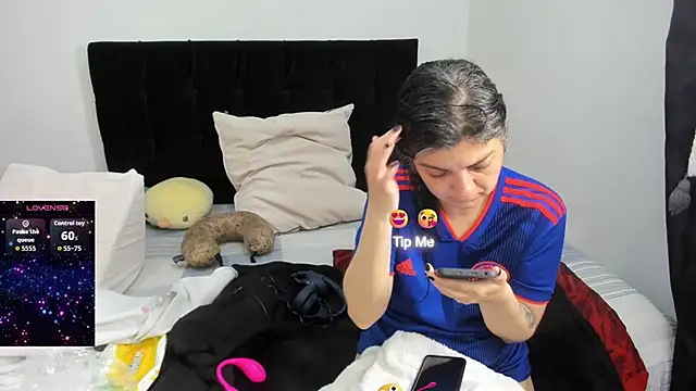 Yin yang hot online show from 10-22-25, 10:26