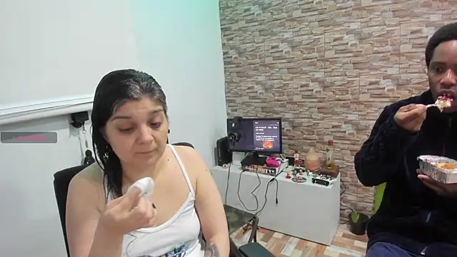 Yin yang hot online show from 11-23-25, 03:39