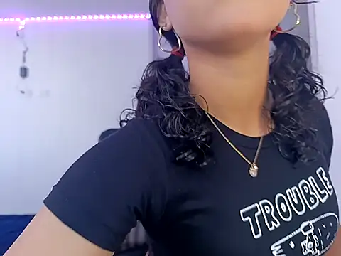 Ivonnybonn online show from 09-26-25, 03:05