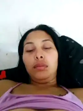 mommy-hot-valeria online show from 04-12-26, 01:05